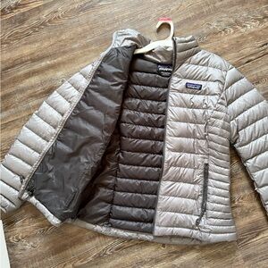 Silver Patagonia Puffer Winter Jacket (M)